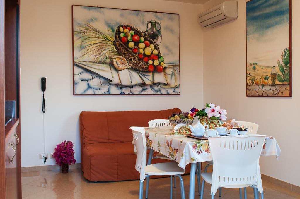 Residence Casa Del Mar Sicilia Марина-ді-Модіка Екстер'єр фото